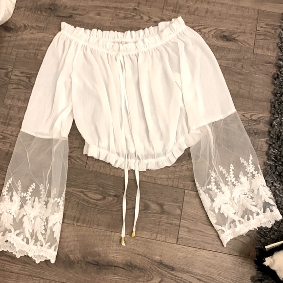 Tops - Off shoulder crop top sheer embroidered sleeves